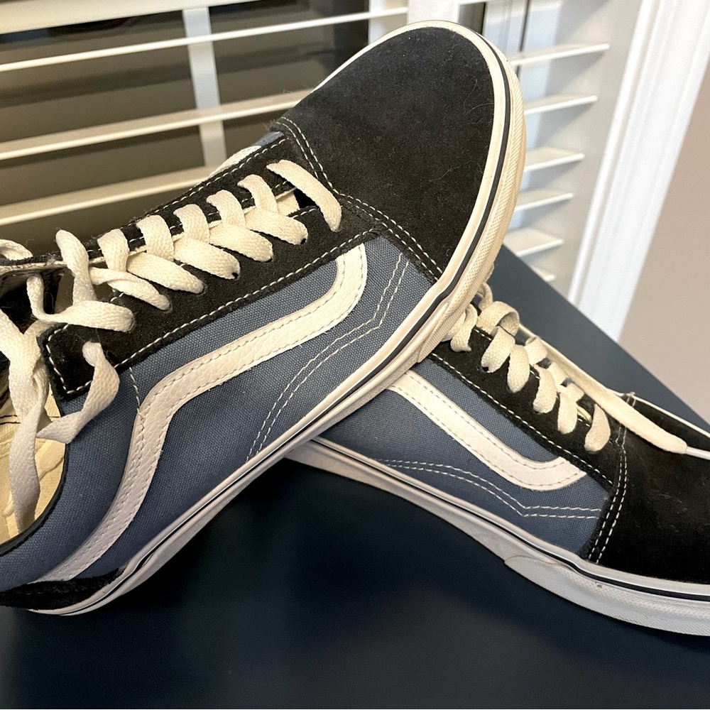 Women’s Vans Sneakers